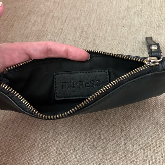 Express black leather wristlet with studs - Picture 3 of 4